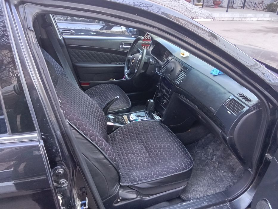 Boshiga 3000, qogani bir yilda 300dan. Epika sotiladi.