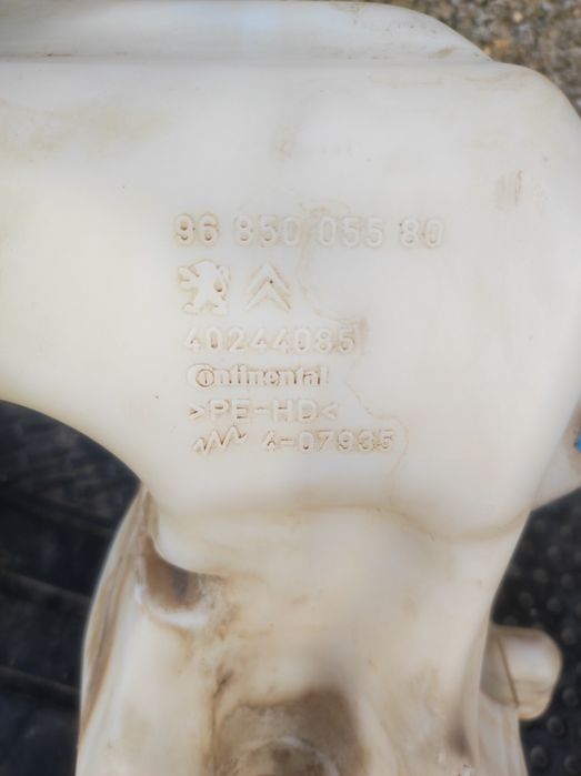 Казанче течност чистачки за Пежо-5008