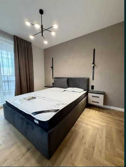 Продава се Двустаен апартамент в Пловдив, Център - 85 кв.м за 921 €/кв.м - Снимка #6