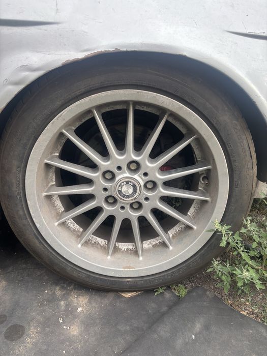Диски R18 разноширокие