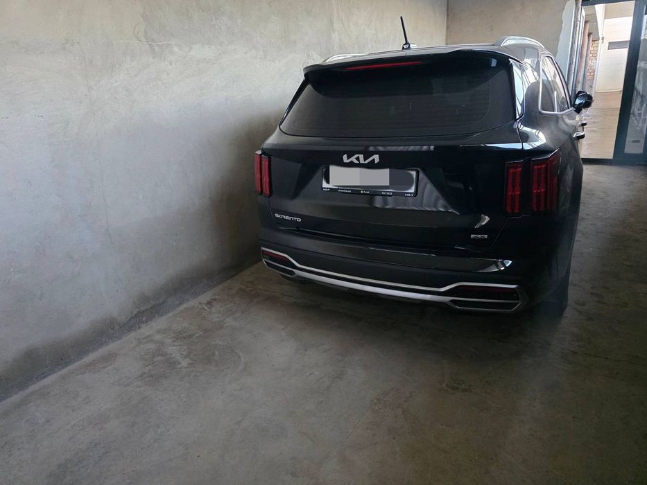 Киа Соренто 4*2.5