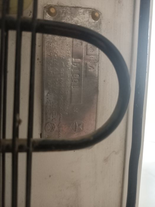 Продаю морозильную камеру