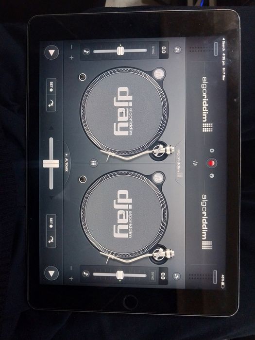 Ipad 4 pamyati 64 lik