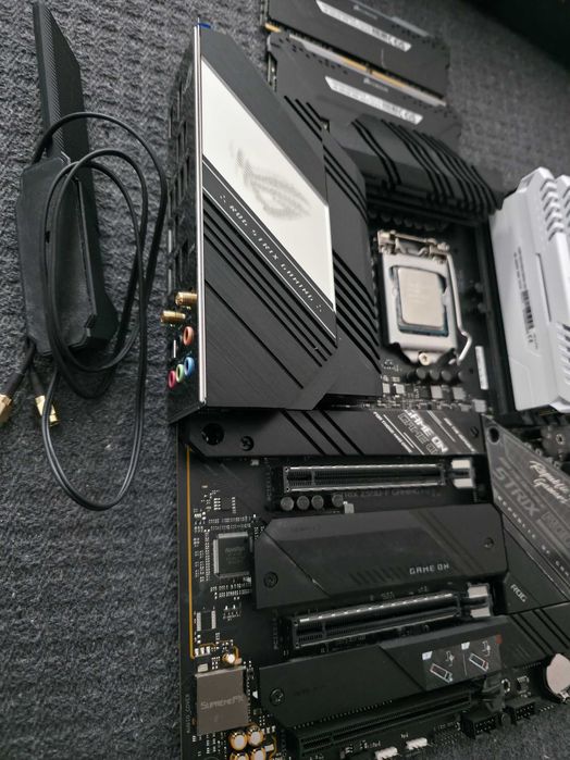 Placa De Baza Intel z590 F Gaming WiFi
