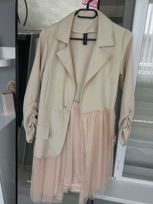 Интересна връхна дреха