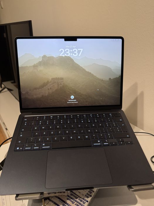 Apple MacBook Air 13 M5