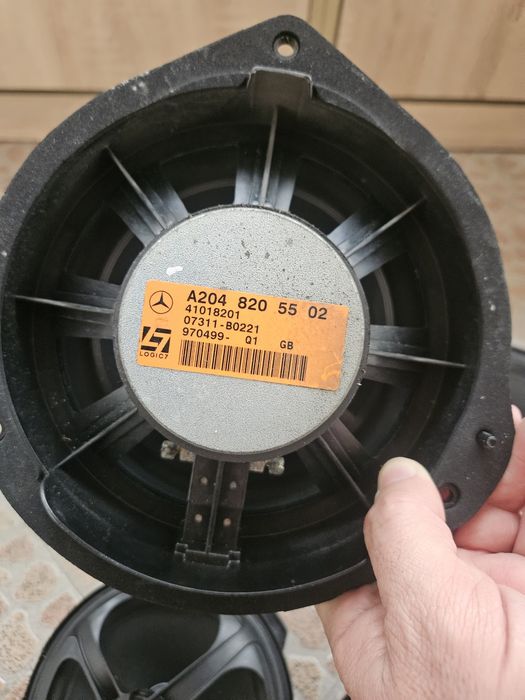 Останали части от мерцедес w204