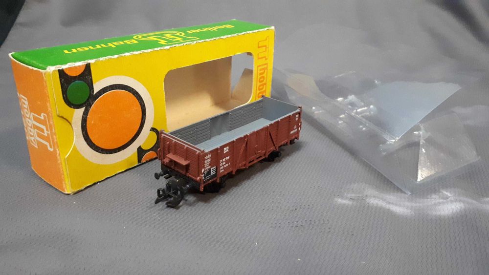 Vagon marfa trenulet electric 12mm, (TT, 1:120), in stare foarte buna