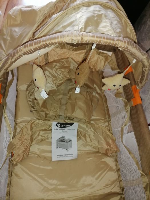 Бебешка сгъваема кошара Lorelli на 2 нива с 2 матрака, повивалник и лю