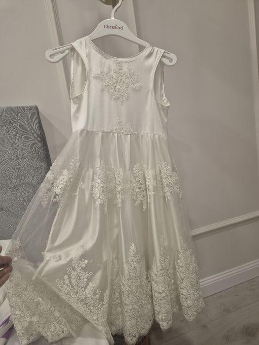 Красивое праздничное платье