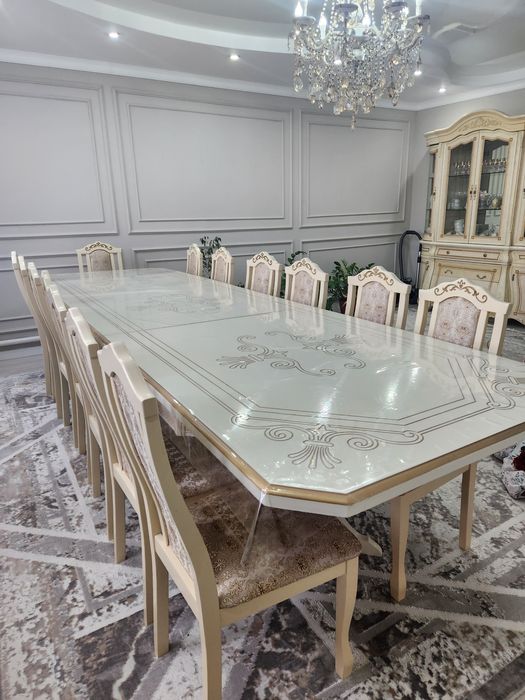 Сервант стол + стуля