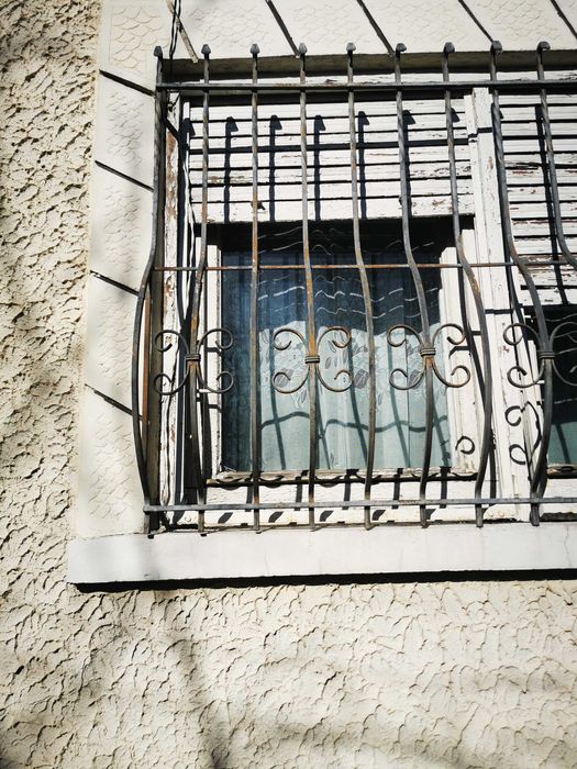Casa la țară cu gradina