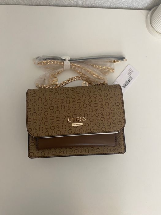 Сумка Guess кроссбоди