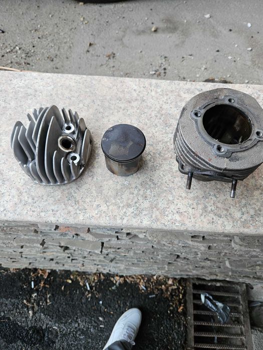 Cilindru, piston si segment vespa 102 APE