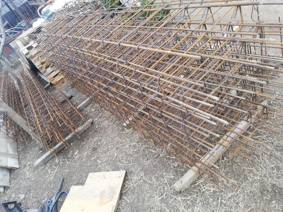 Fier pentru fundatie casa cuzineti de 8 20x70 20 etrieri stalpi grinzi