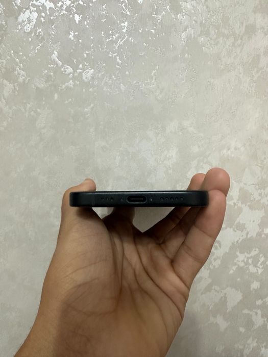 iPhone 15 , 128 GB / 85% акб