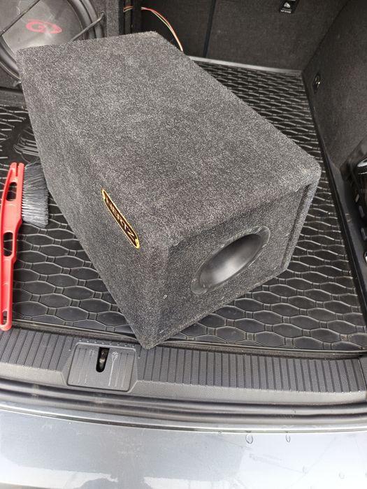 Subwoofer hertz hbx 20 (400w)