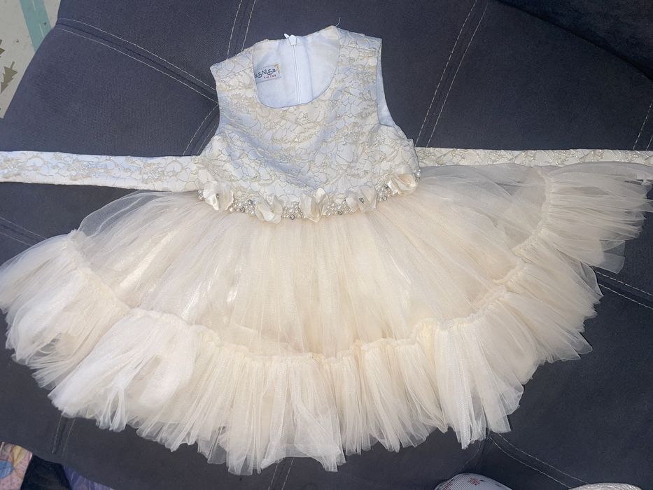 Платье и пиджак на девочку