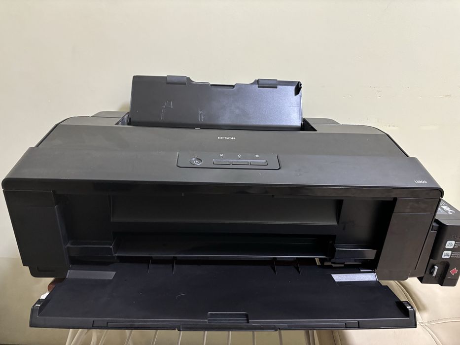 Epson L1800 — принтер А3+, рабочий