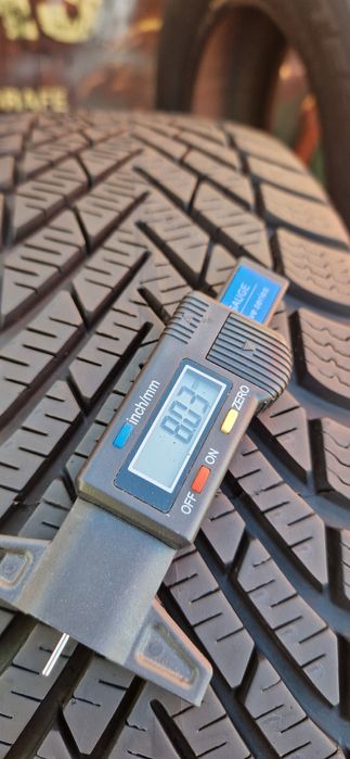 1 Anvelopa ca noua Pirelli 195 65 R15 M+S