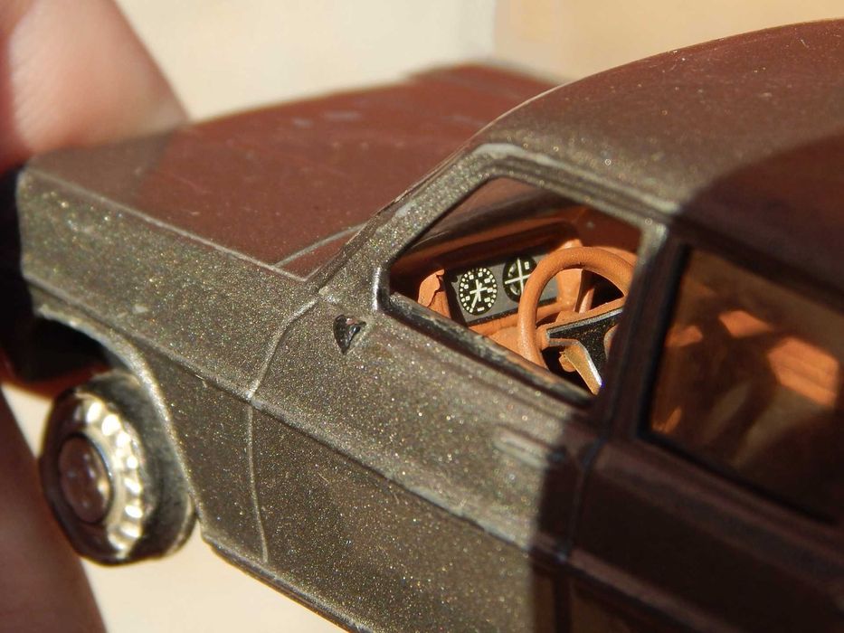 Macheta Simca 1100 1968 scara 1:43 uzata cu multe lipsuri pt diorame