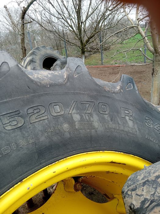 Cauciucuri John Deere cu genti