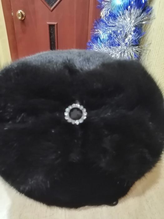 Шапка норковая черная