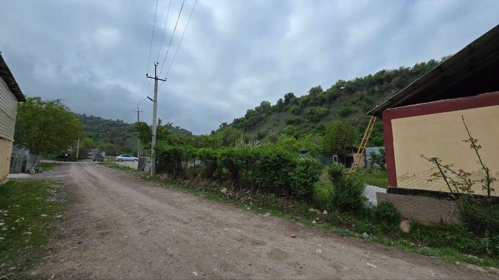 Dacha sotiladi chimgan amirsoy yoli