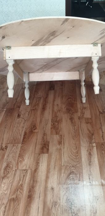 Круглый казахский стол