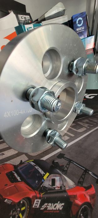 2 Distantieri 4x100 Mazda Miata/MX5 grosime 23 mm