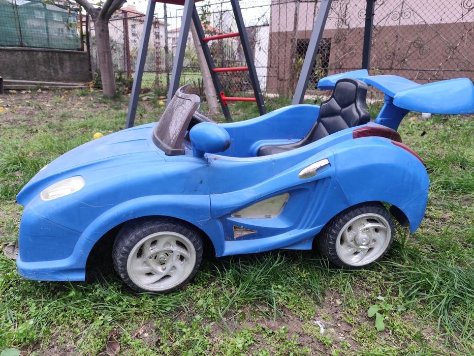 Електрическа кола