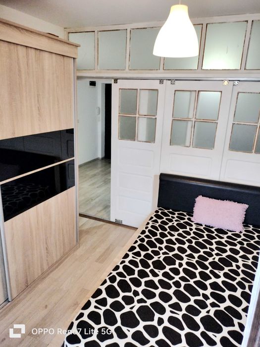 Vând garsonieră dublă 42 mp