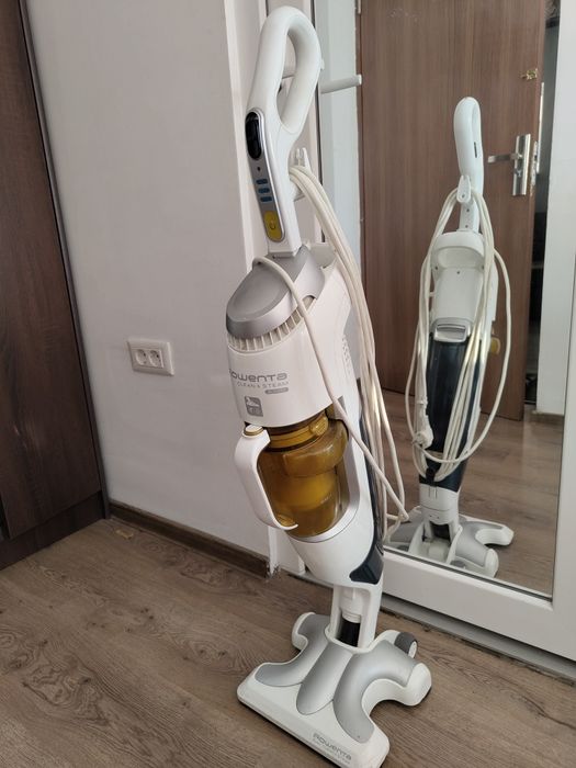 Aspirator vertical Rowenta