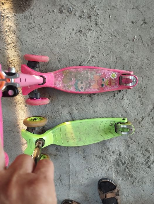 Продам детские самокаты