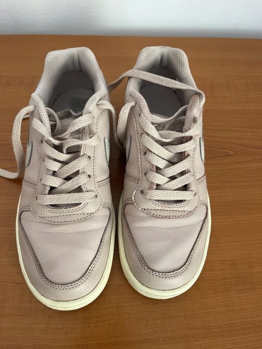 Adidasi Nike, marimea 36