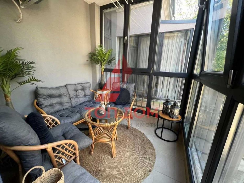 Дава се под наем Тристаен апартамент в Варна, Център - 74 кв.м за 1100 € - Снимка #8