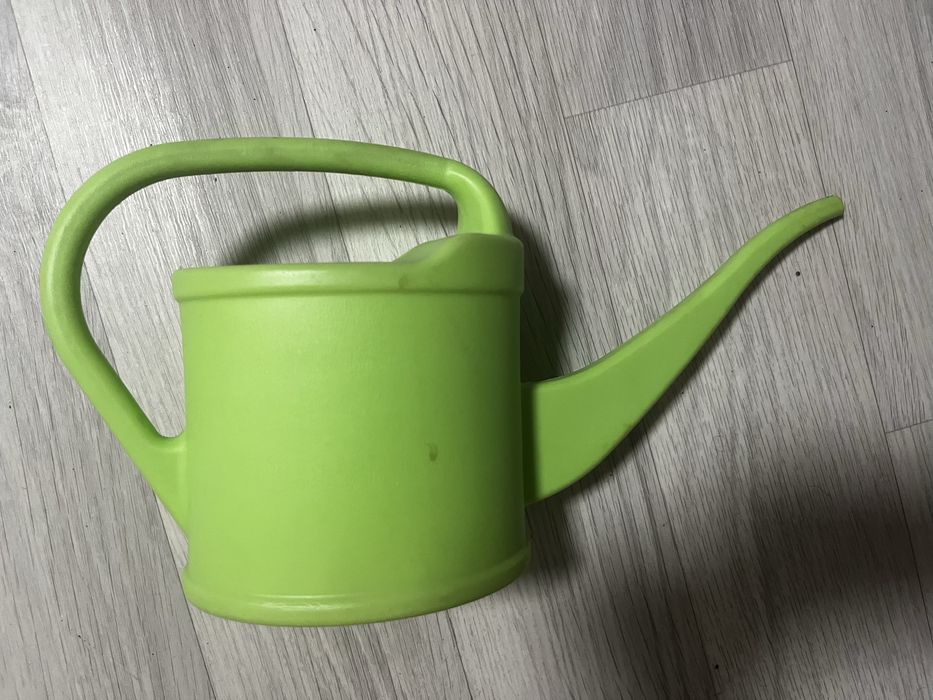 Продам горшки разного объема