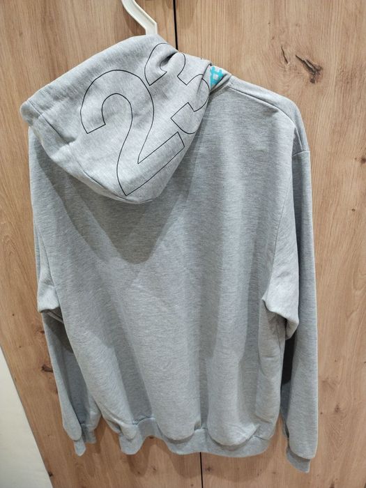 Суичър  ,удобен  и практичен