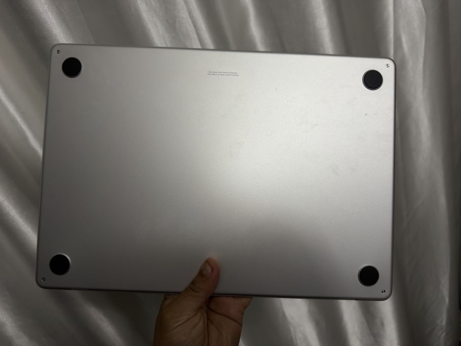 Macbook Air M4 16/512