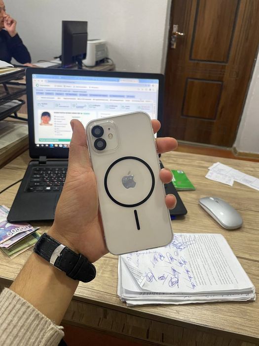 Iphone 12 sotiladi radnoy holatdigisi