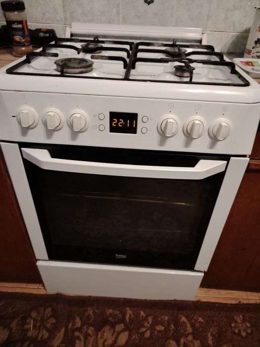 Плита газовая 4 комфорки