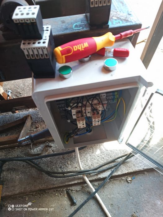 Electrician Mioveni