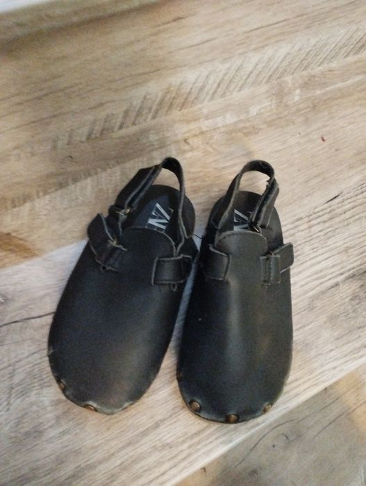 Сандалии Zara Baby 25 razmer