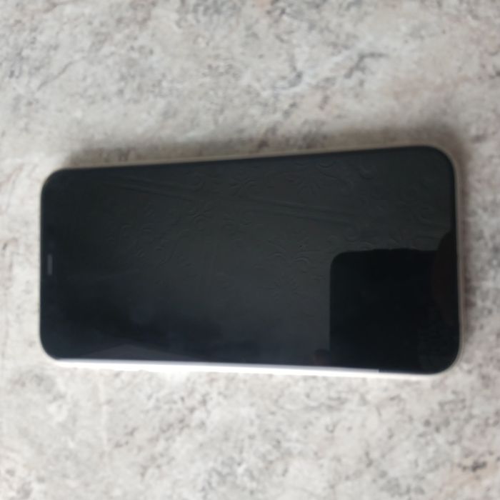 IPhone 11/64 отс