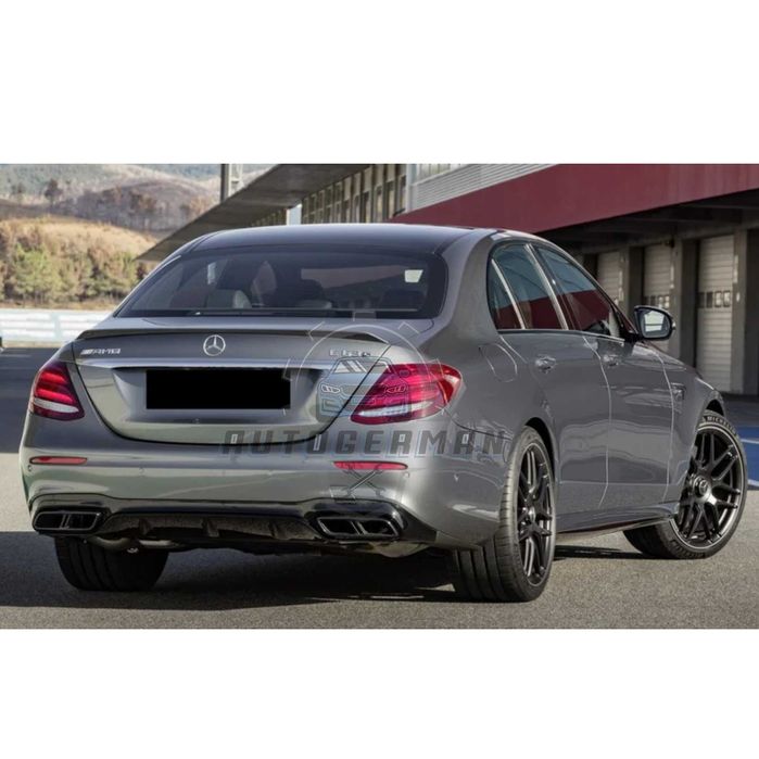 Лип спойлер за багажник C63S style  Mercedes E class W213 черен гланц
