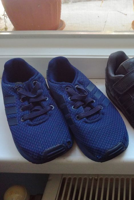 Детски обувки за момченца (маратонки и ботушки)