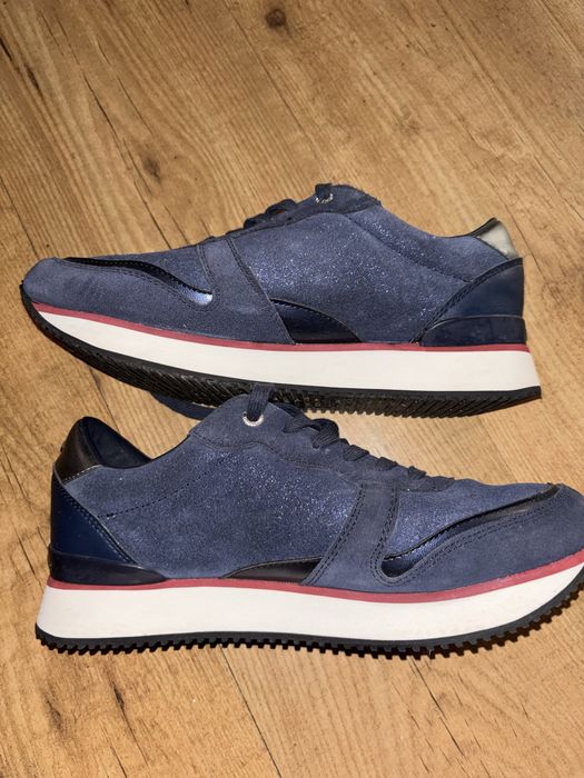 adidasi de femeie tommy hilfiger