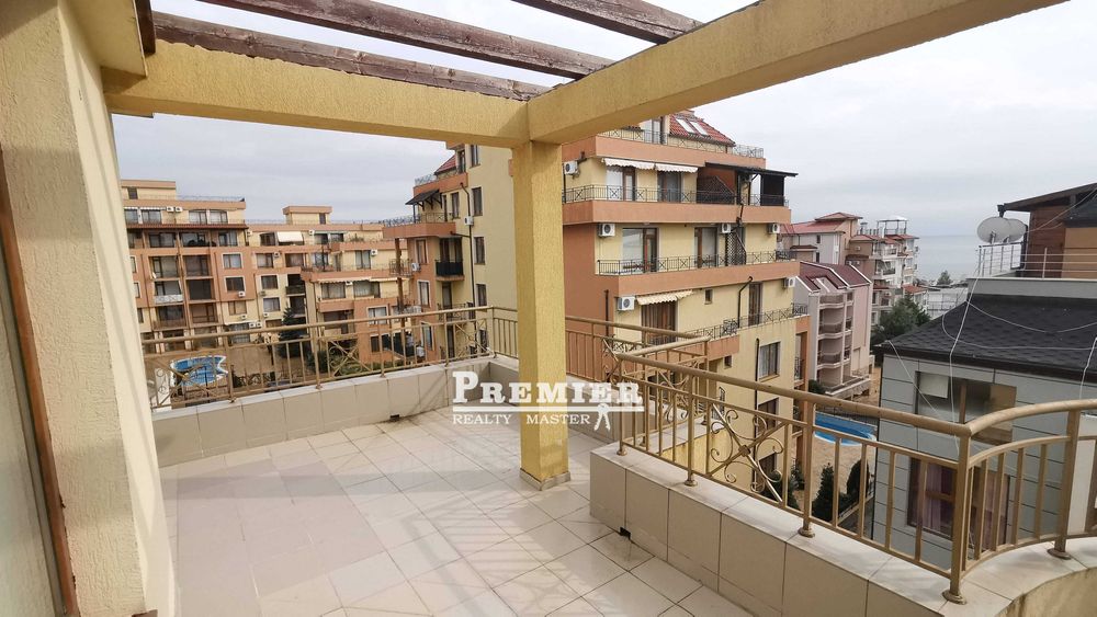 Продава се Тристаен апартамент в Свети Влас - 120 кв.м за 875 €/кв.м - Снимка #2