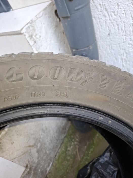 Vândă anvelope Goodyear
