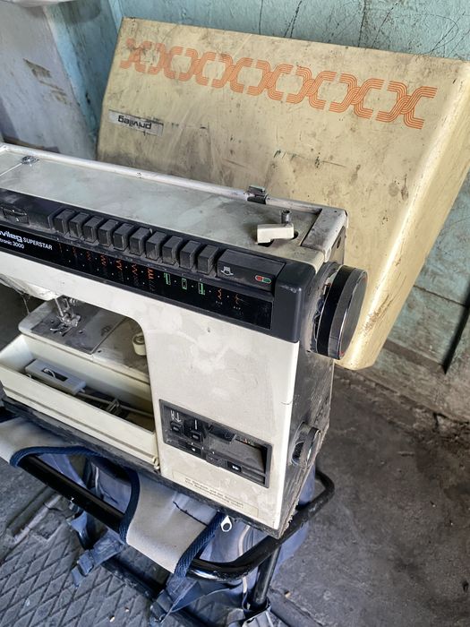 Шыейная машинка. Германия.